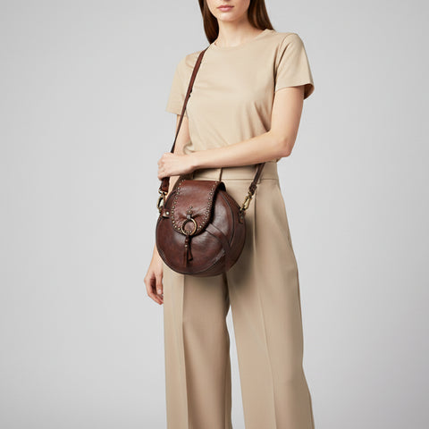 Sleek Leather Canteen Bag