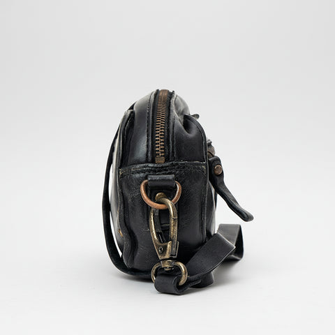 Small Black Star Crossbody
