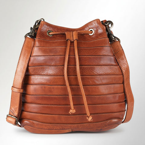 The Minimalist Carry Bucket Bag