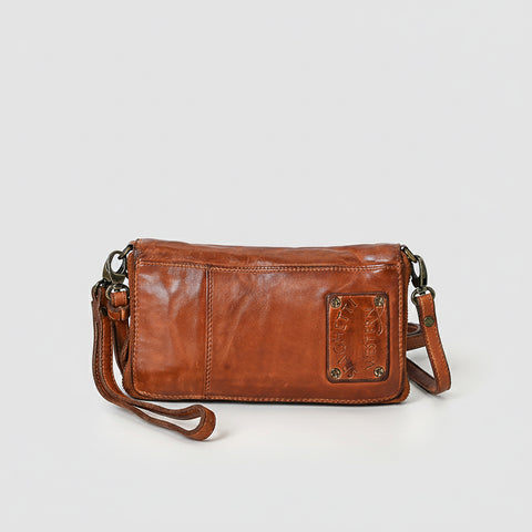 Montavio - Riveted Organiser Bag