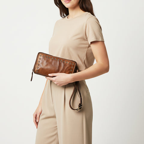 Cuorina - Luxury Leather Riveted Wristlet