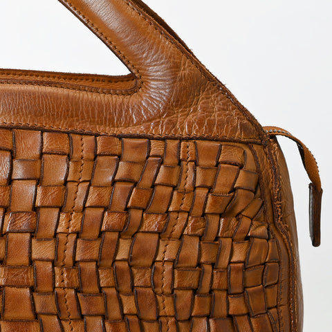 Caurina - Handcrafted Essential Clutch Bag