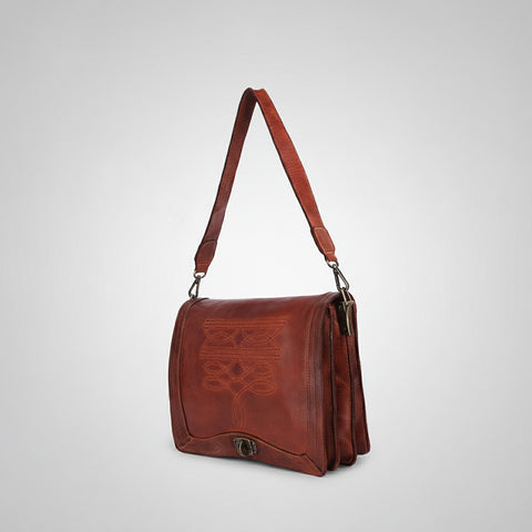 Sabletta - Leather Essential Messenger Bag