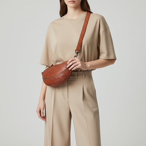 Bronzaro - Leather Essential Sling Bag