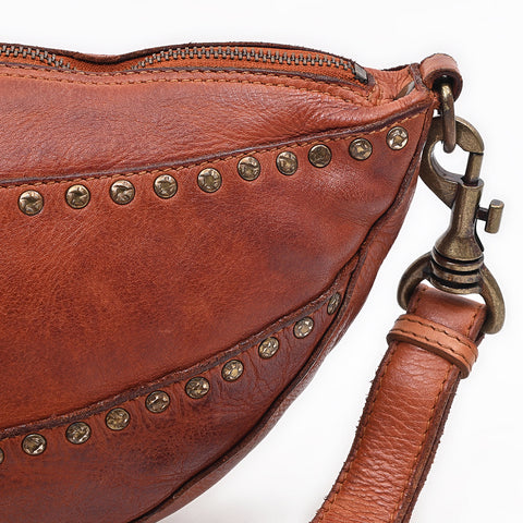 Bronzaro - Leather Essential Sling Bag